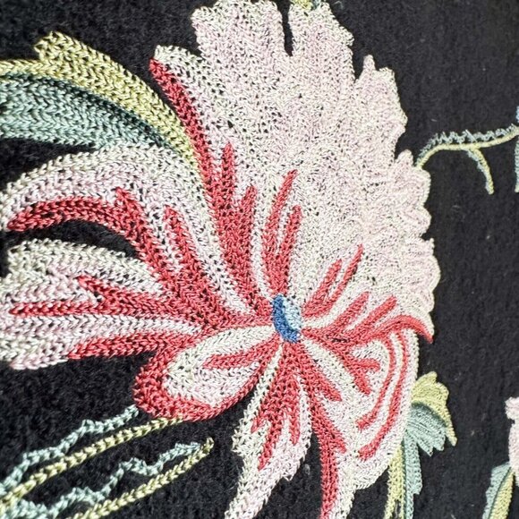 Carole Little Black Wool Floral Embroidered Mother of Pearl Button Cardigan 2X - Picture 7 of 7